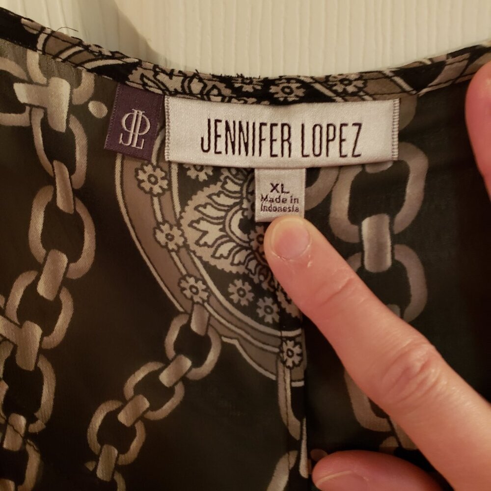 Jennifer Lopez, chain patterned blouse in sz XL - Picture 4 of 6